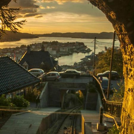 Dinbnb Apartments I 350M To Bryggen I Renovated 2023 I Quiet Top Apart Bergen Exteriér fotografie