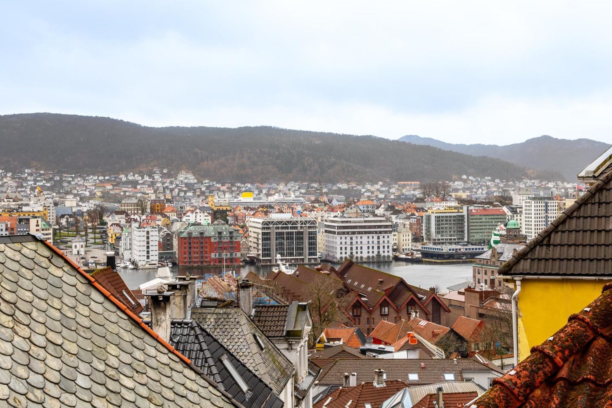 Dinbnb Apartments I 350M To Bryggen I Renovated 2023 I Quiet Top Apart Bergen Exteriér fotografie